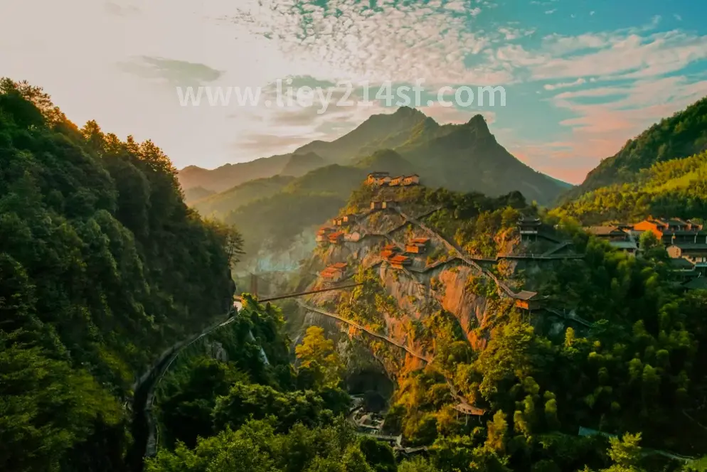 烈焰玩家激战场景